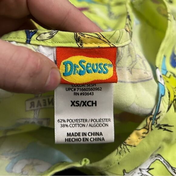 Dr. Seuss One Fish Two Fish Scrub Top - Picture 3 of 3